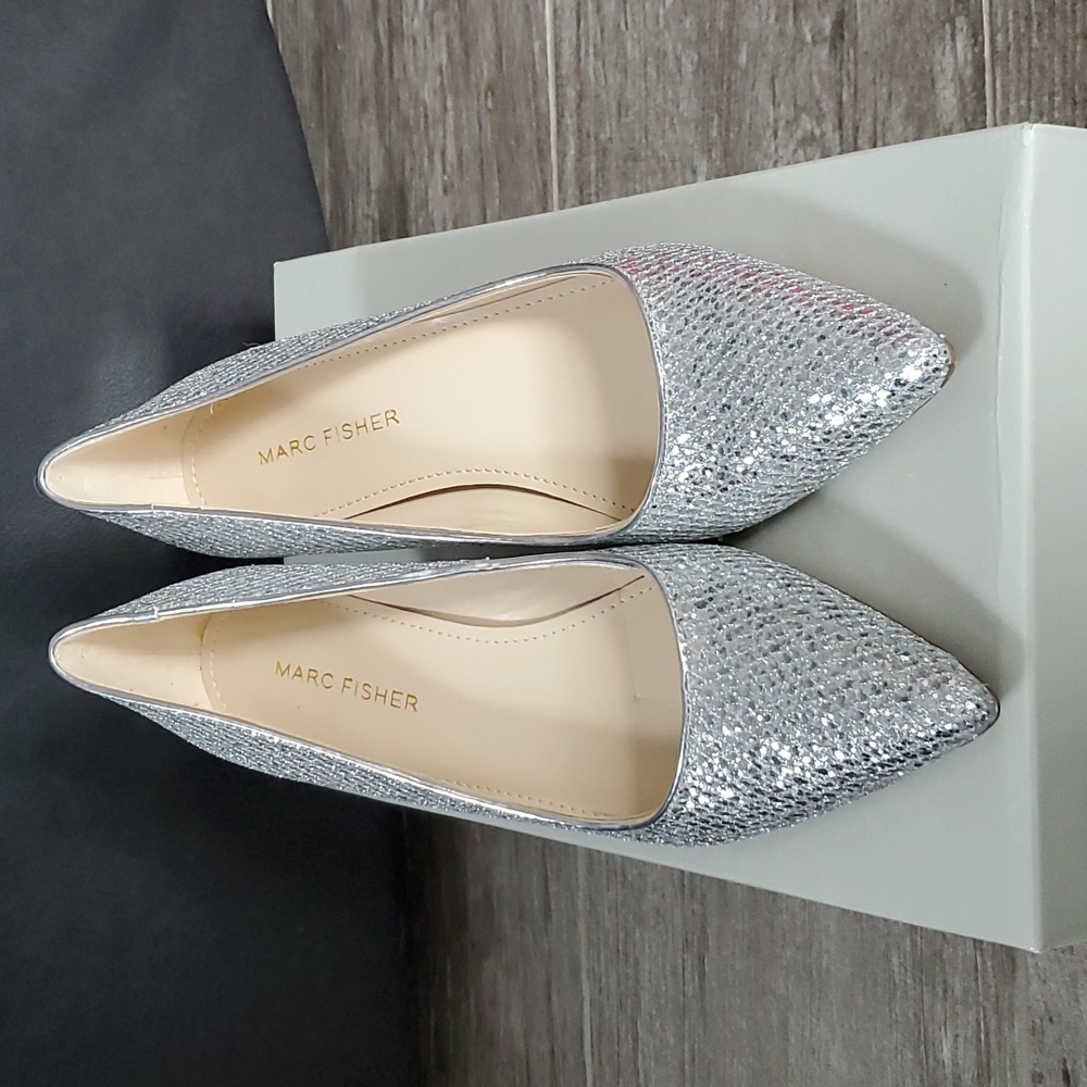Beautiful and sparkly silver shoes